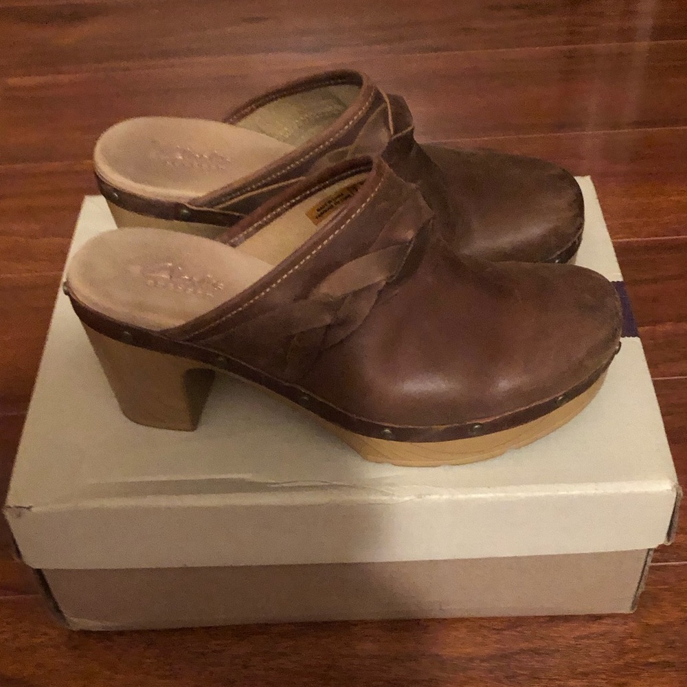 Clarks clogs